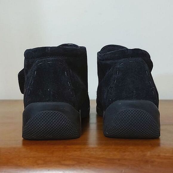 Strictly Comfort black suede velcro boots - Picture 6 of 8